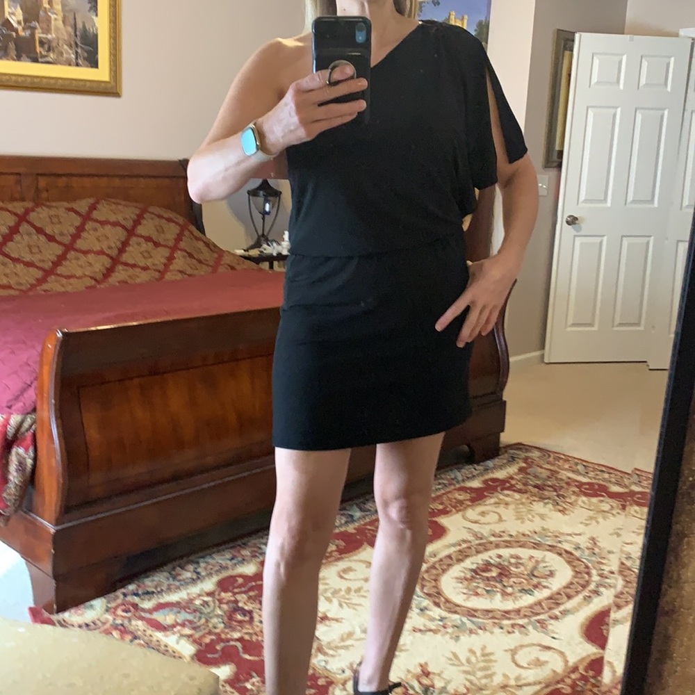White House Black Market Dress size 6 black